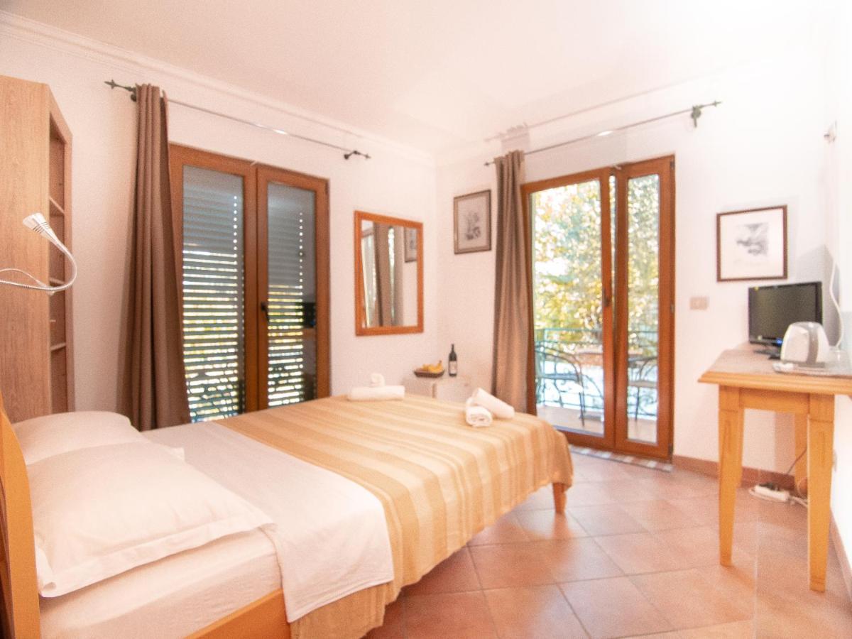 Apartments And Rooms Levantin Inn Sveti Stefan Kültér fotó