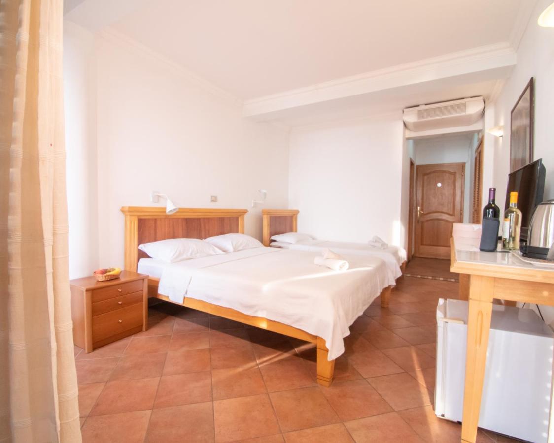 Apartments And Rooms Levantin Inn Sveti Stefan Kültér fotó