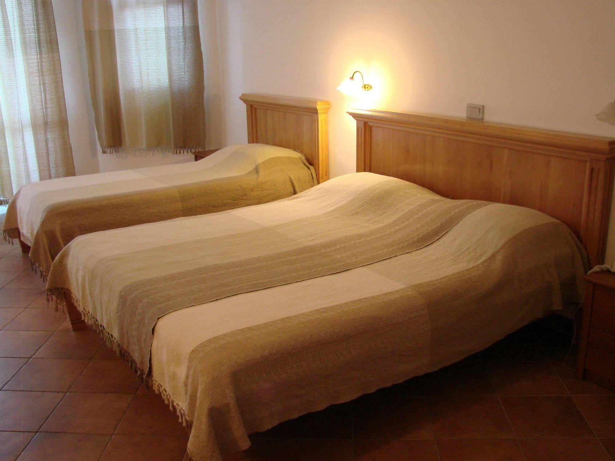 Apartments And Rooms Levantin Inn Sveti Stefan Kültér fotó
