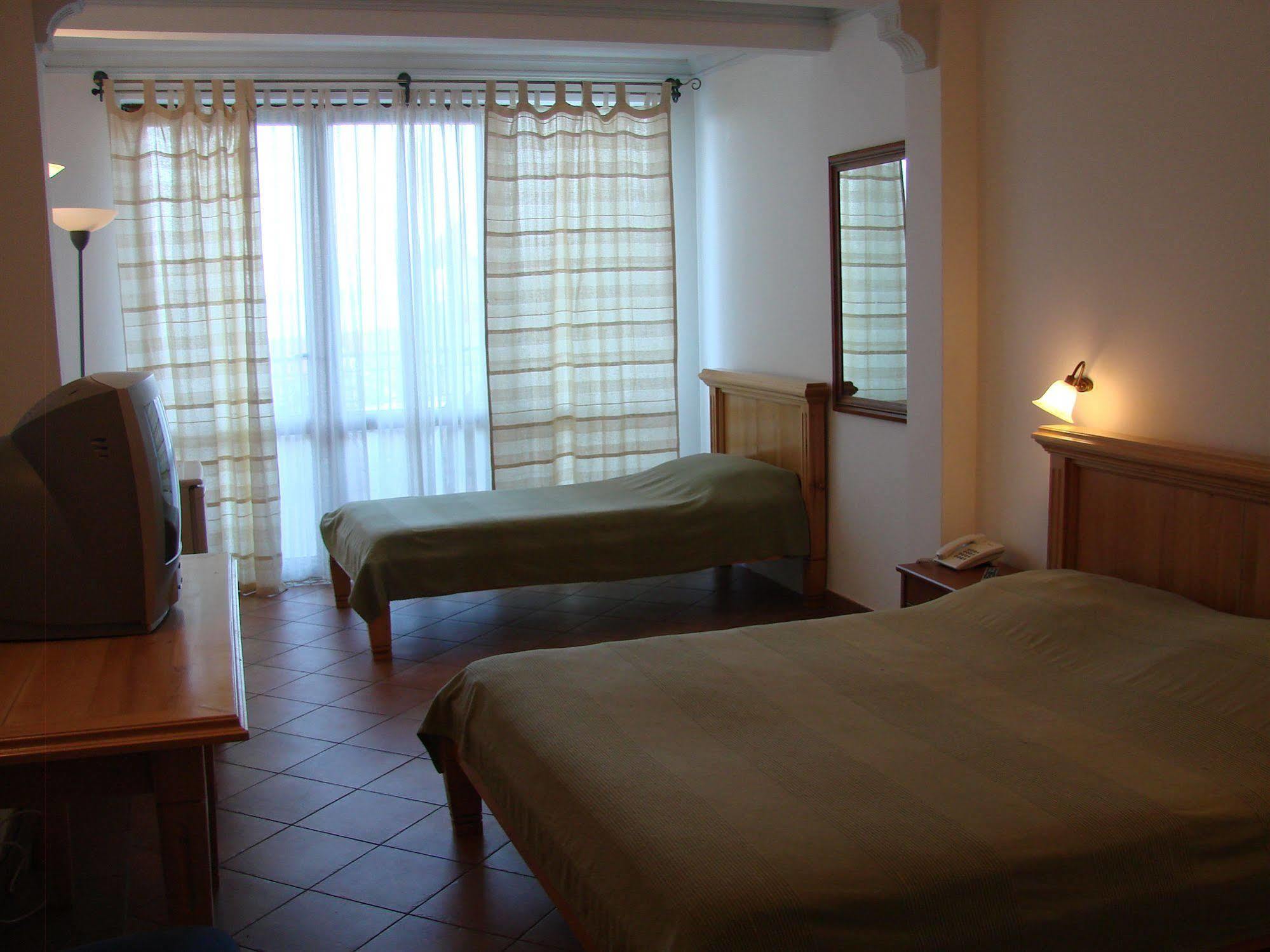 Apartments And Rooms Levantin Inn Sveti Stefan Kültér fotó